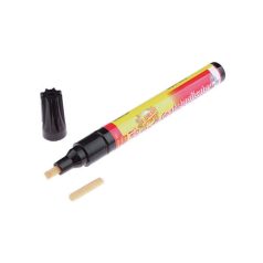 Korekční tyčinka na auto