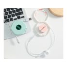 Otočný organizér kabelů a držák telefonu