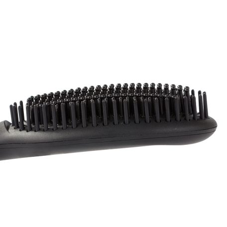 Horkovzdušný kartáč