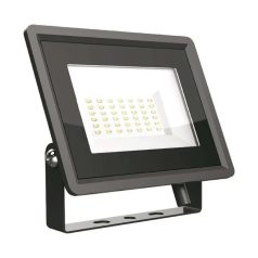   100W LED reflektor i pro venkovní použití IP66 9000 lumenů