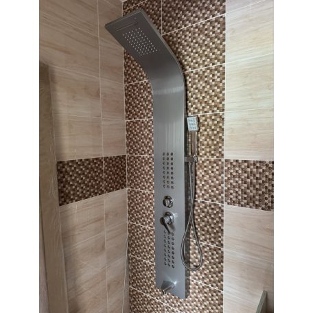 Elegantní hydromasážní sprchový set v chromové barvě