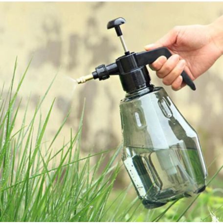 Plastový nepropustný postřikovač s vysokou kapacitou a nastavitelnou tryskou - 2 l