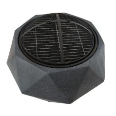   Exteriérový moderní gril a ohniště ve tvaru diamantu s mřížkovou střechou